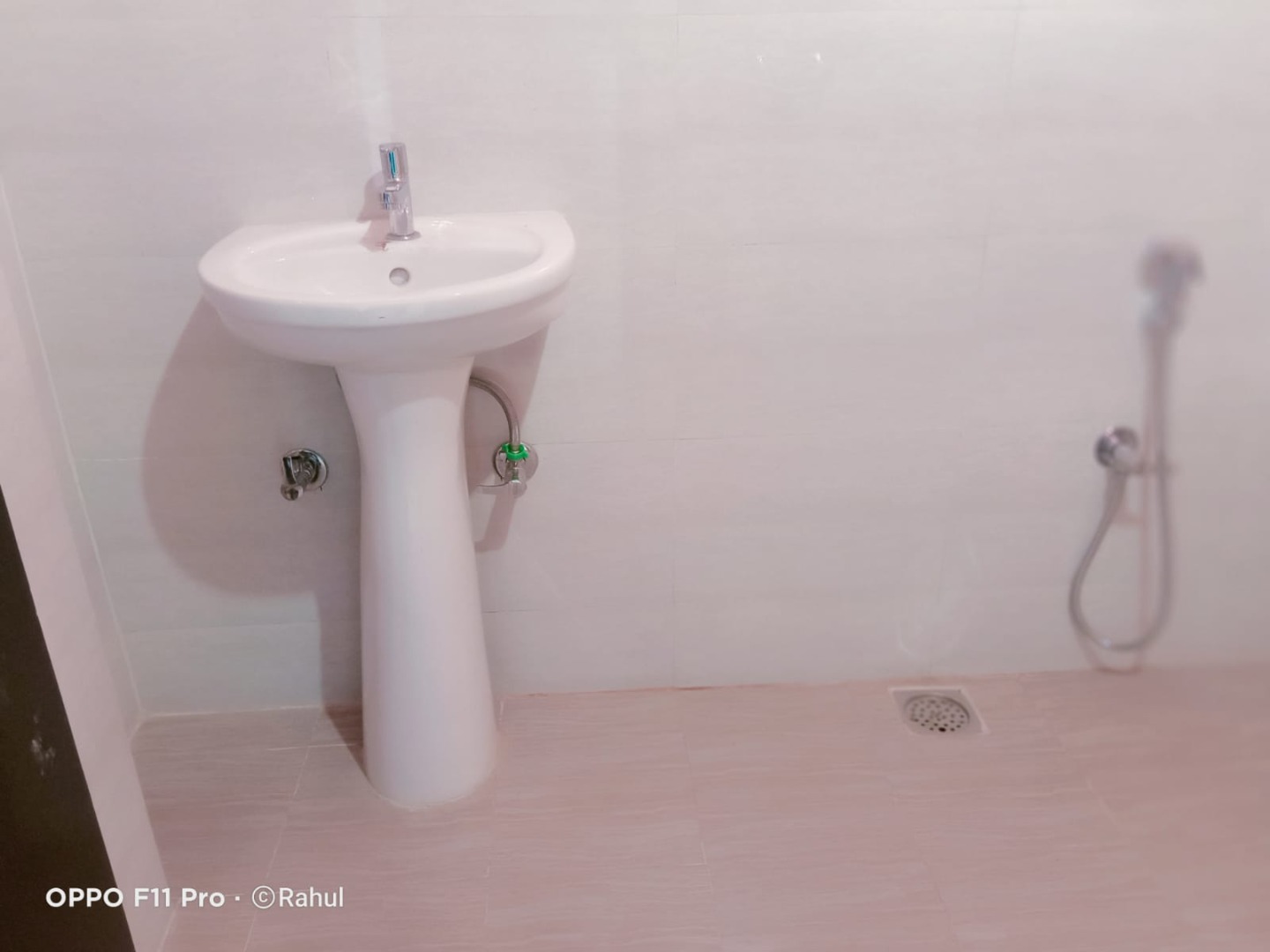 Unfurnished 2bhk in Gandhi Basti, Sarania Hills, Guwahati, Assam, India for Rent